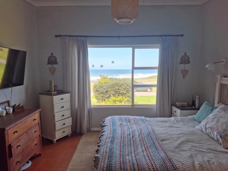 3 Bedroom Property for Sale in Winterstrand Eastern Cape